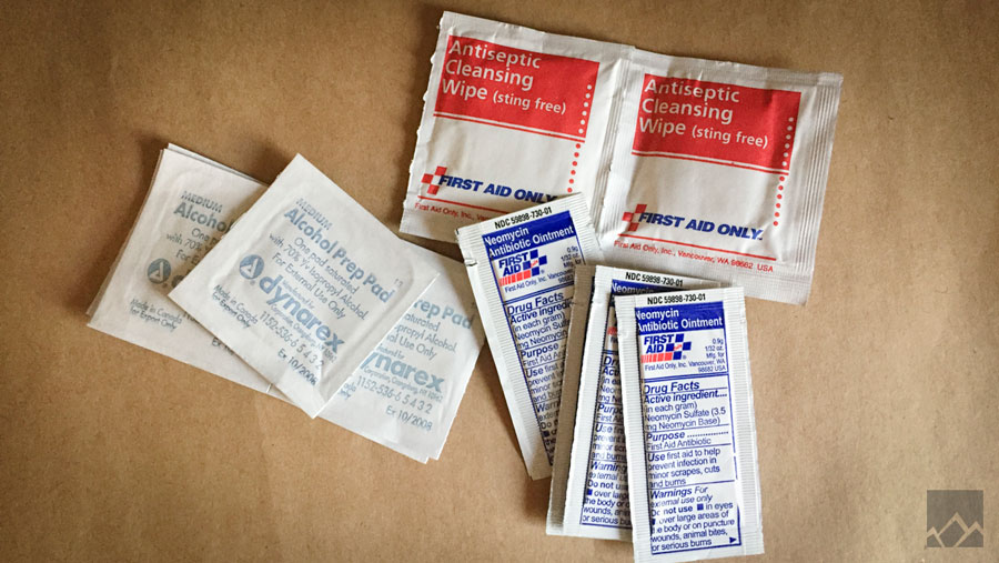 Hiking First Aid Kit wipes